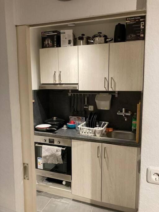 Helle 2-Zimmer Wohnung, Nicht Mehr Verfuegbar แอร์ลังเงิน ภายนอก รูปภาพ