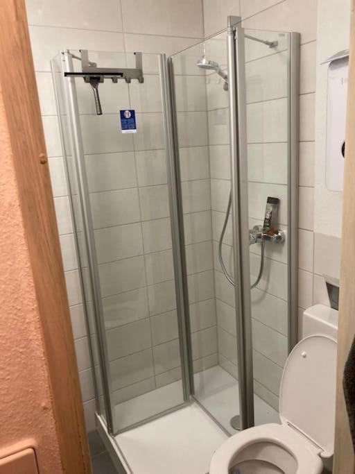 Helle 2-Zimmer Wohnung, Nicht Mehr Verfuegbar แอร์ลังเงิน ภายนอก รูปภาพ